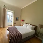 Guest house Casa Do Bairro By Shiadu