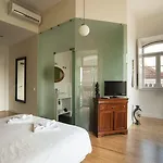 Casa Do Bairro By Shiadu Guest house 4*