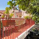 Casa Do Bairro By Shiadu