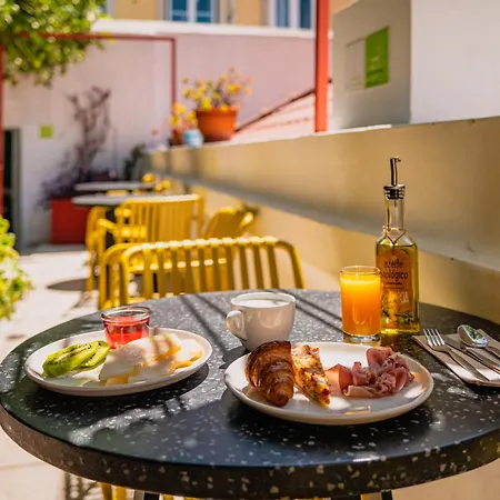 Affittacamere Casa Do Bairro By Shiadu 4*