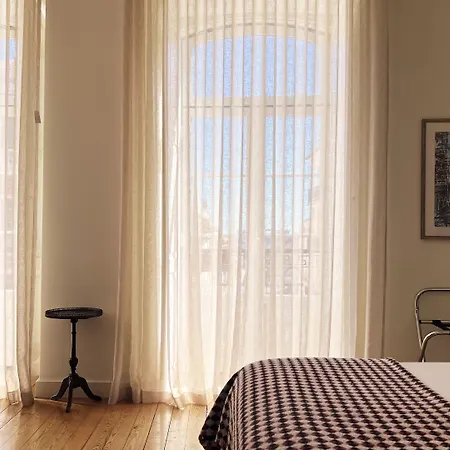 Affittacamere Casa Do Bairro By Shiadu 4*